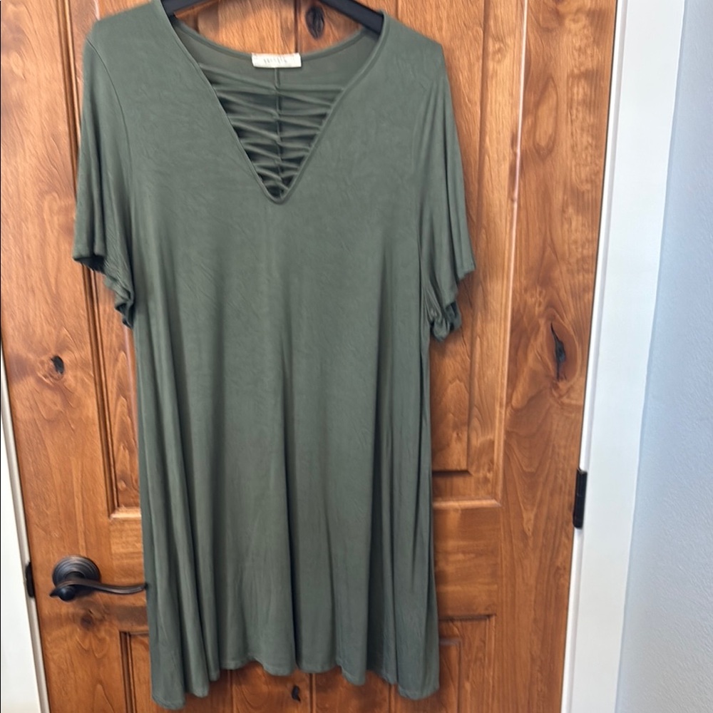 Emerald Green Tunic with Relaxed Cut Out Style